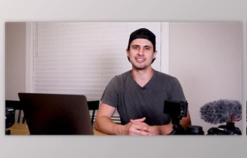 Download <span class='badge badge-warning'>Master</span> Vlogging: Learn How to Create Captivating Content